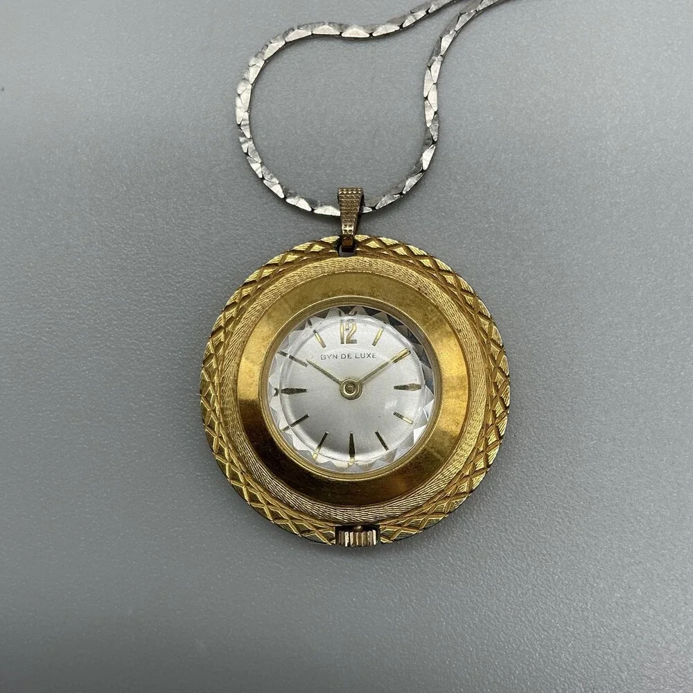 Vintage BYN DE LUXE Pendant Necklace Watch Women 32mm Silver Dial Gold Tone